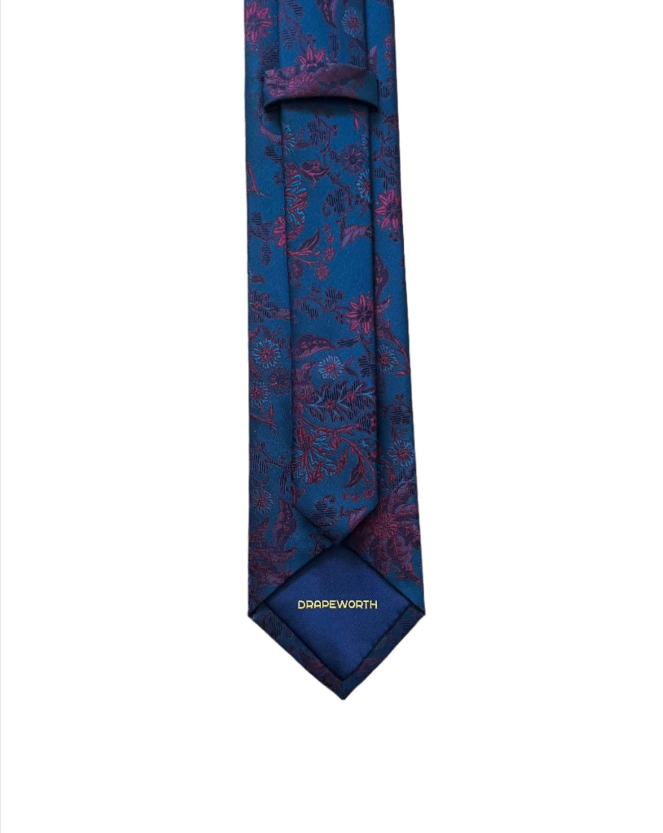 Skinny Tie in Navy with Burgundy Paisley